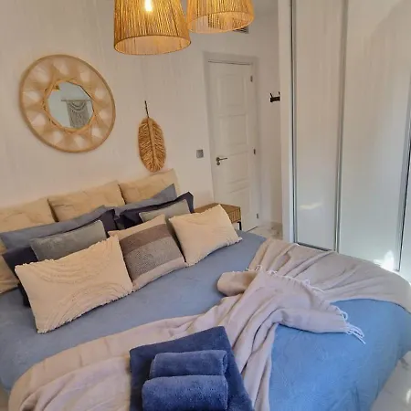 アパート White カルプ