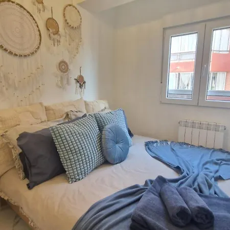 White Apartamento